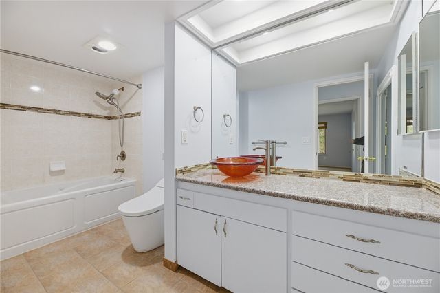 7631 Zircon Drive SW, Lakewood, WA 98498