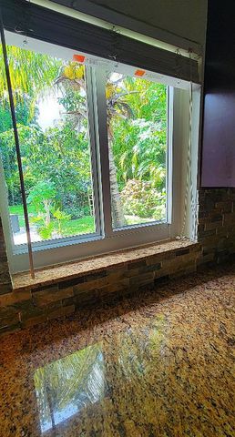 1401 NE 17th Way, Fort Lauderdale, FL 33304