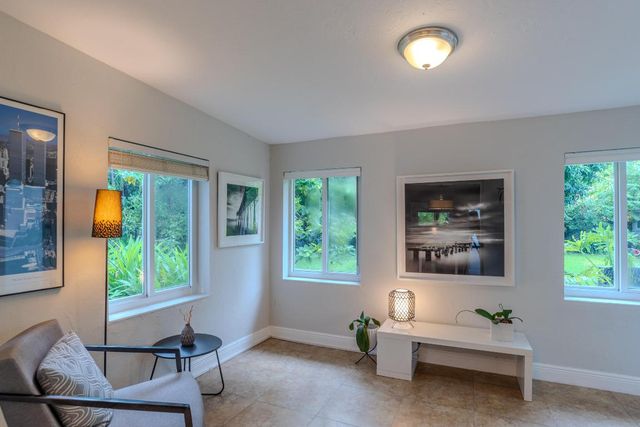 1401 NE 17th Way, Fort Lauderdale, FL 33304