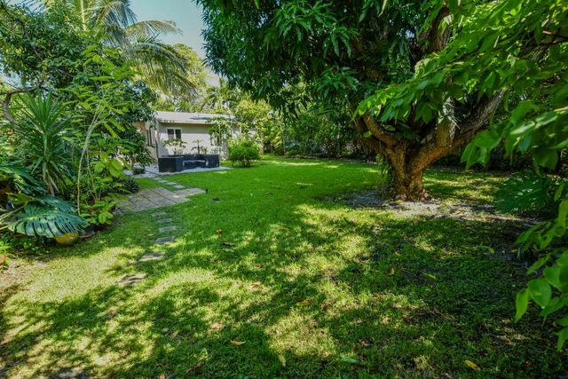 1401 NE 17th Way, Fort Lauderdale, FL 33304