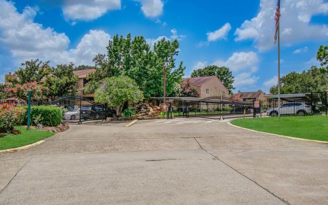 10555 Turtlewood Court 2802, Houston, TX 77072