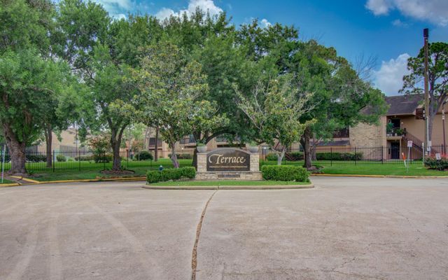 10555 Turtlewood Court 2802, Houston, TX 77072