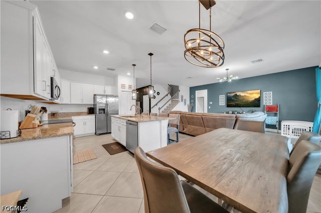 11191 Timber Creek DR, Fort Myers, FL 33913