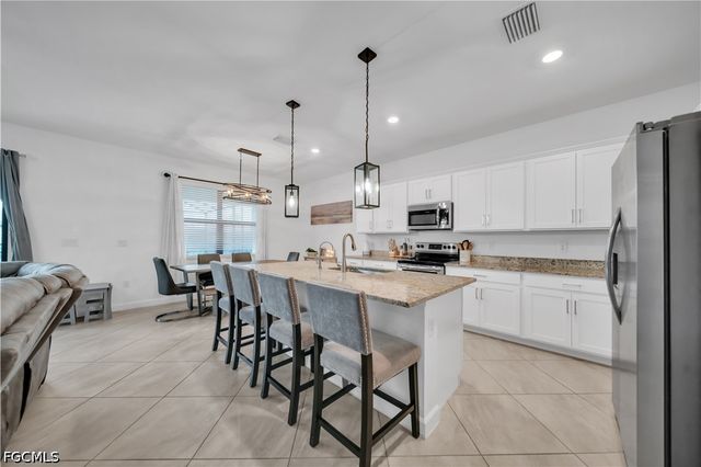 11191 Timber Creek DR, Fort Myers, FL 33913