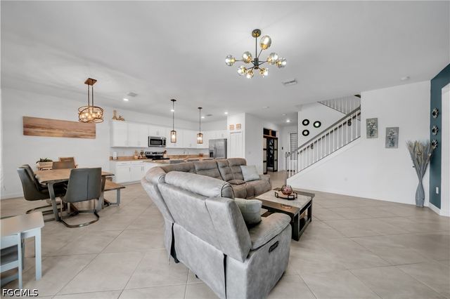 11191 Timber Creek DR, Fort Myers, FL 33913