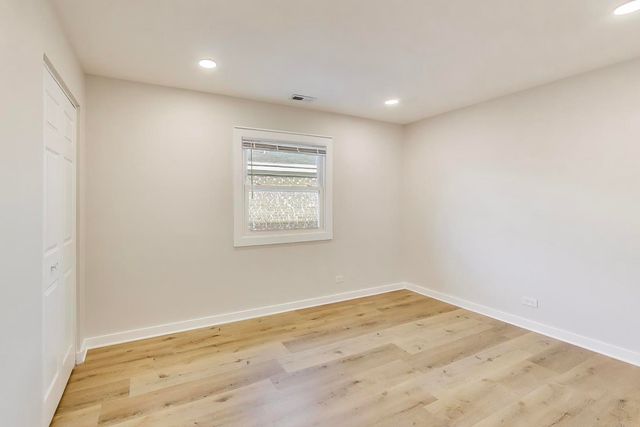 1216 N 20th Avenue 1, Melrose Park, IL 60160