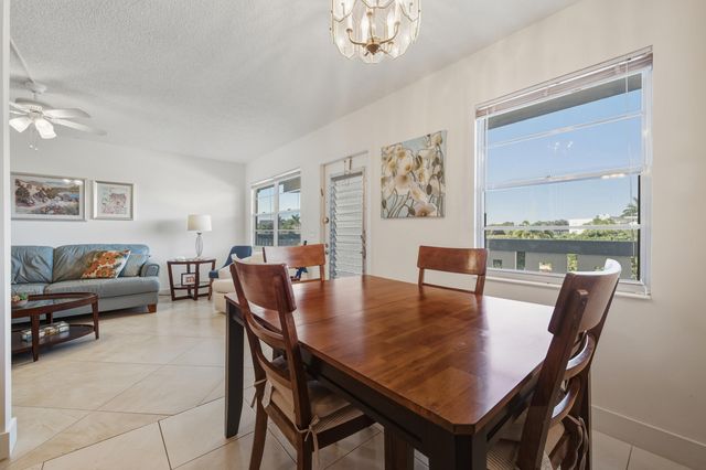 3063 Yarmouth D, Boca Raton, FL 33434