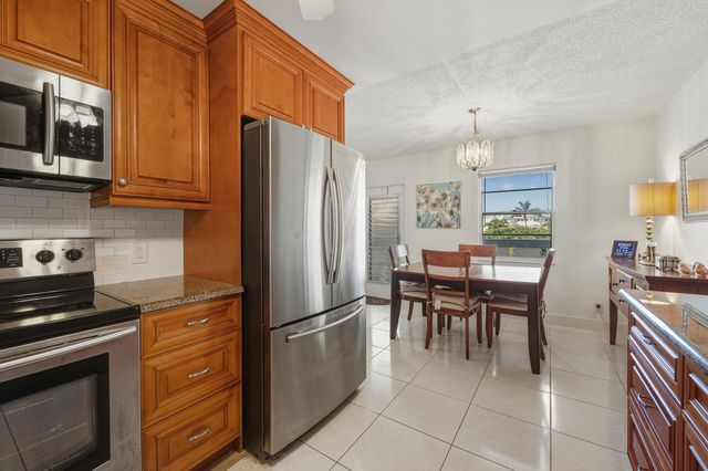 3063 Yarmouth D, Boca Raton, FL 33434