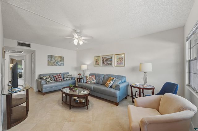 3063 Yarmouth D, Boca Raton, FL 33434