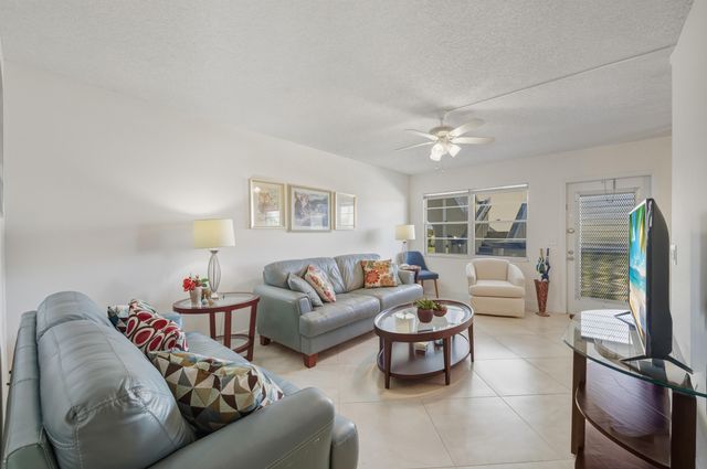 3063 Yarmouth D, Boca Raton, FL 33434