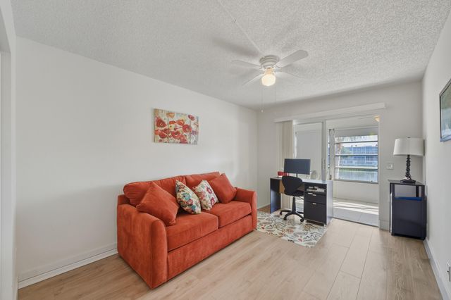 3063 Yarmouth D, Boca Raton, FL 33434