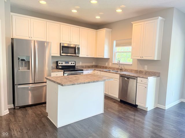 8332 Welder Place, Indianapolis, IN 46237