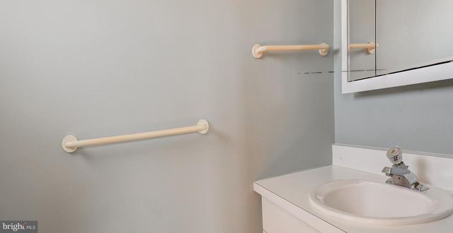 2402-L CENTRAL AVE, Barnegat Light, NJ 08006