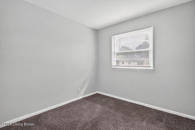 5200 Alba Way, Louisville, KY 40213