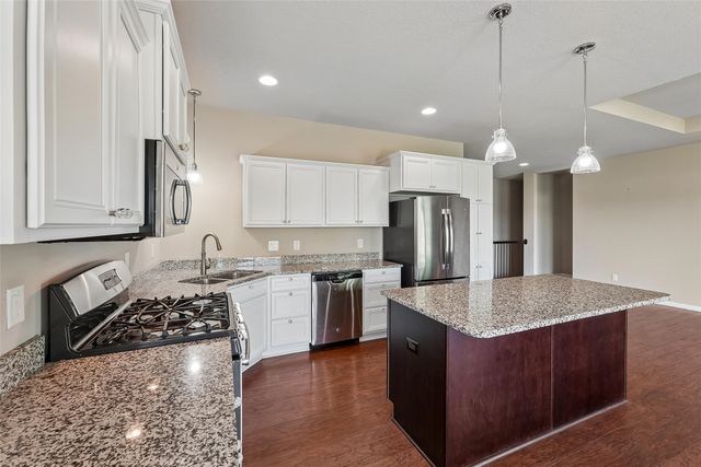 1601 11th Street SE, Altoona, IA 50009