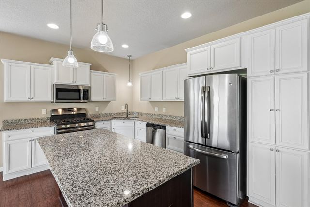 1601 11th Street SE, Altoona, IA 50009