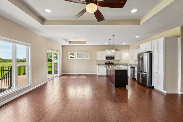 1601 11th Street SE, Altoona, IA 50009