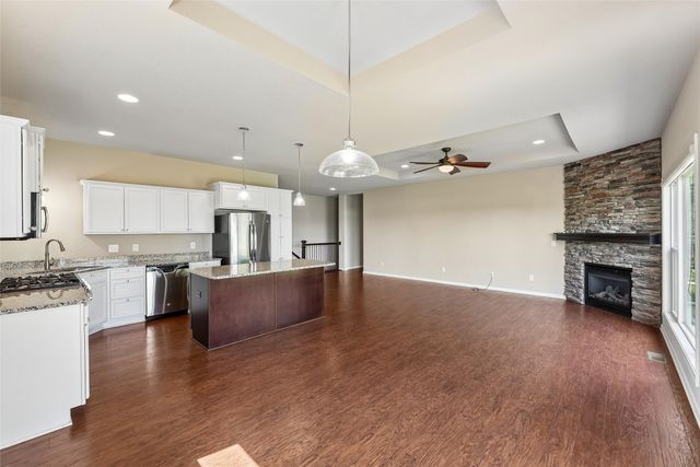 1601 11th Street SE, Altoona, IA 50009