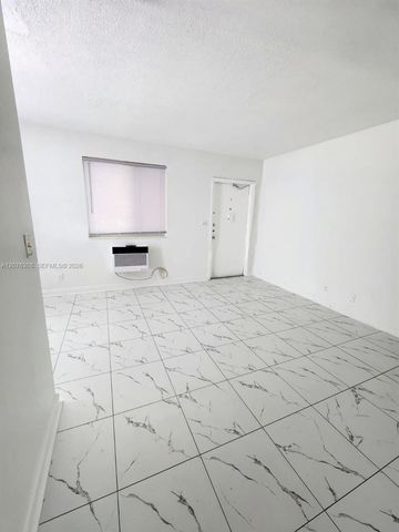 3525 Tyler Street 9, Hollywood, FL 33021