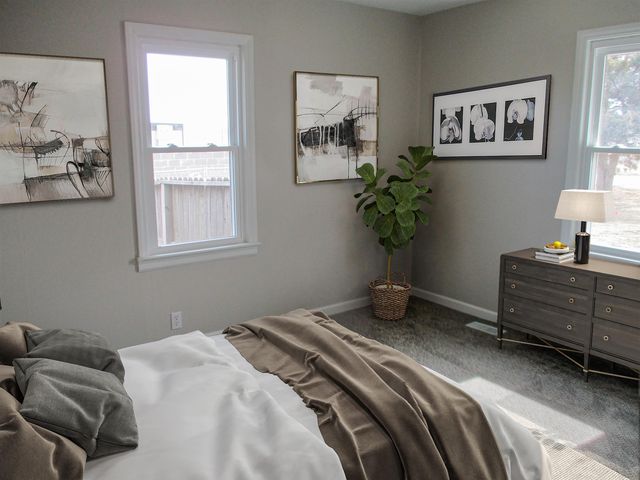 3206 W MacArthur Rd, Wichita, KS 67217