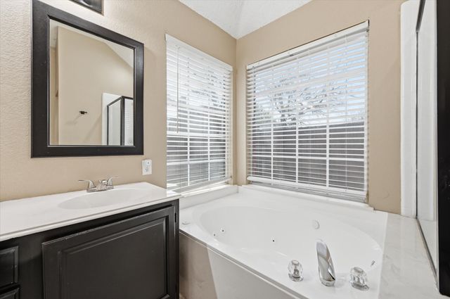 4426 Hanover Street, Grand Prairie, TX 75052