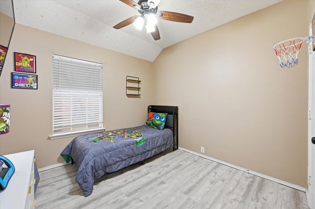 4426 Hanover Street, Grand Prairie, TX 75052