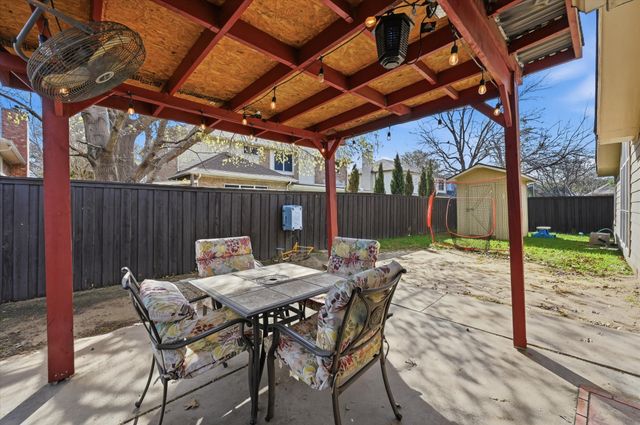 4426 Hanover Street, Grand Prairie, TX 75052