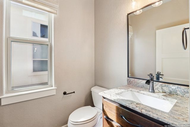 1704 Gruene Vineyard, New Braunfels, TX 78130