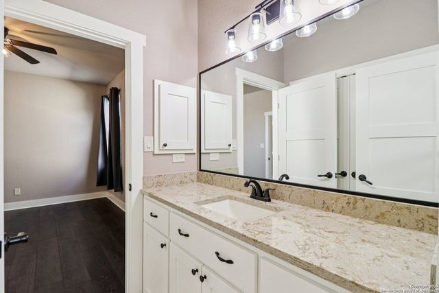 1704 Gruene Vineyard, New Braunfels, TX 78130