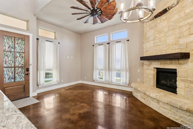 1704 Gruene Vineyard, New Braunfels, TX 78130