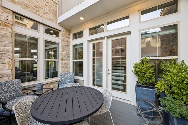 1925 Woodland Heights Place, Dallas, TX 75208