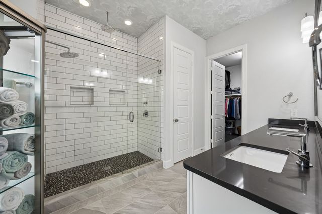 1925 Woodland Heights Place, Dallas, TX 75208