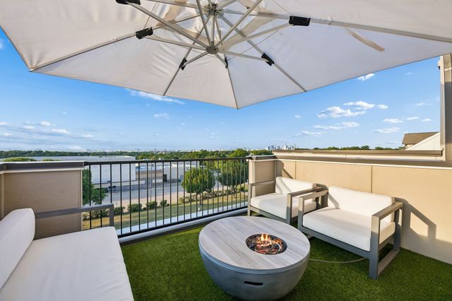 1925 Woodland Heights Place, Dallas, TX 75208