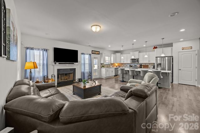 2015 Mcdonald Drive, Stanfield, NC 28163
