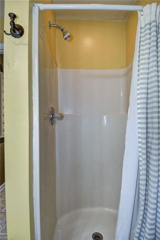 2001 Portules CT, Virginia Beach, VA 23454