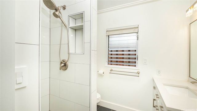282 Opihikao Way 672, Honolulu, HI 96825
