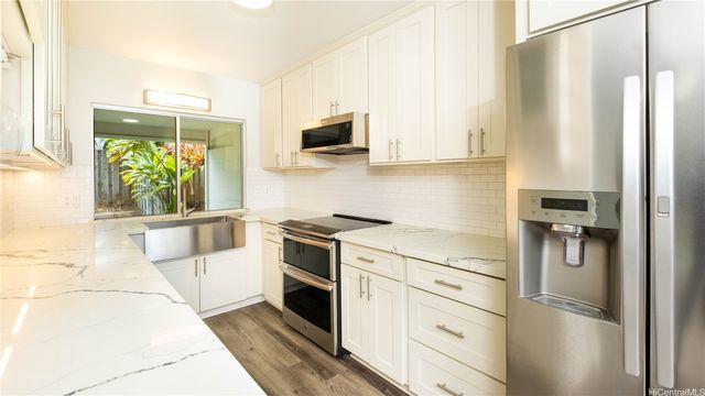 282 Opihikao Way 672, Honolulu, HI 96825