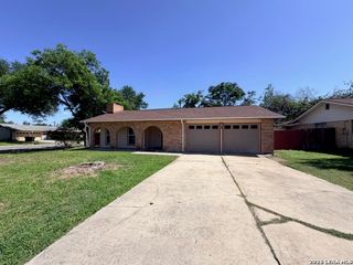 9602 Berryville, San Antonio, TX 78245