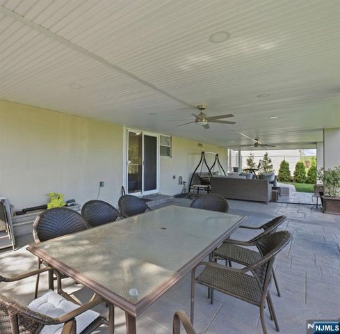 25 Mayfair Place, Clifton, NJ 07013
