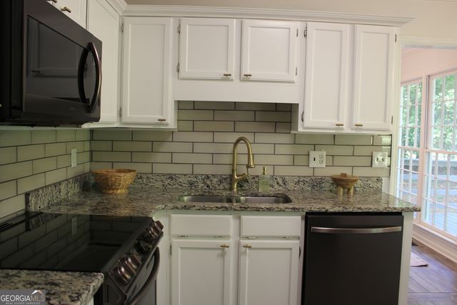 4897 Muirwood Drive, Powder Springs, GA 30127