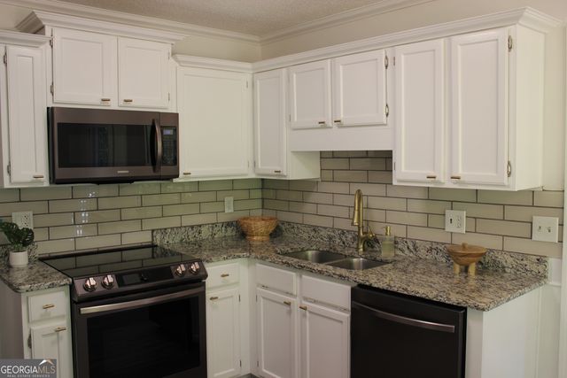 4897 Muirwood Drive, Powder Springs, GA 30127