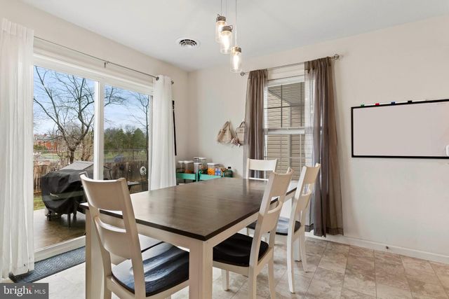 25 PARKVIEW DR, Carlisle, PA 17013