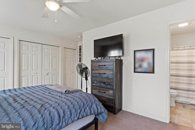 25 PARKVIEW DR, Carlisle, PA 17013