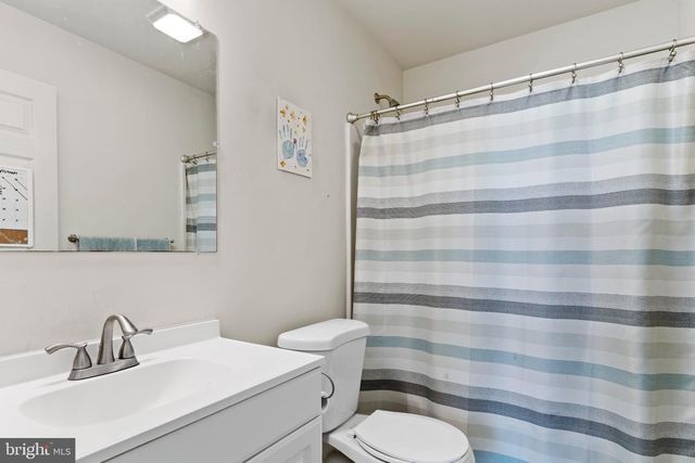 25 PARKVIEW DR, Carlisle, PA 17013