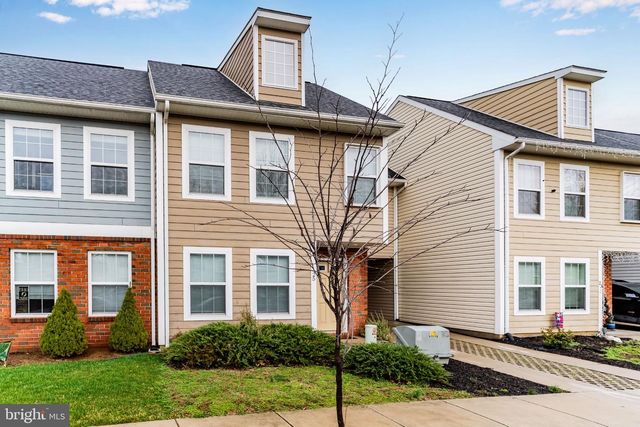 25 PARKVIEW DR, Carlisle, PA 17013