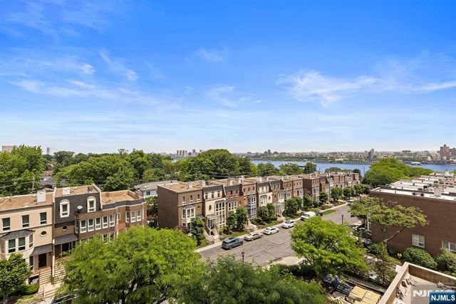 900 Palisade Avenue 6G, Fort Lee, NJ 07024