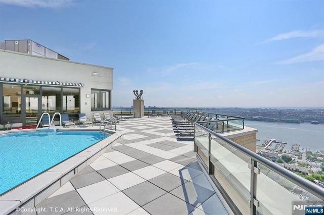 900 Palisade Avenue 6G, Fort Lee, NJ 07024