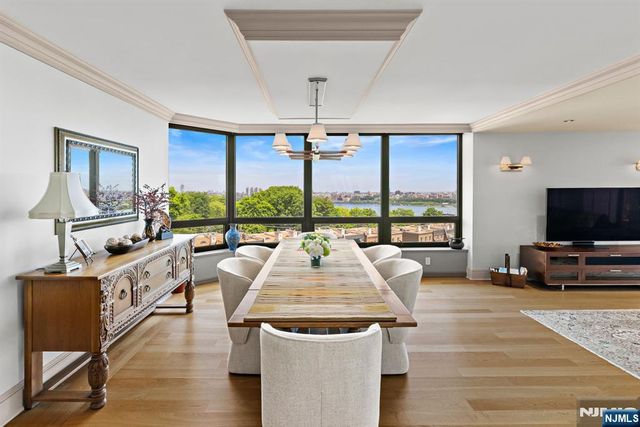 900 Palisade Avenue 6G, Fort Lee, NJ 07024
