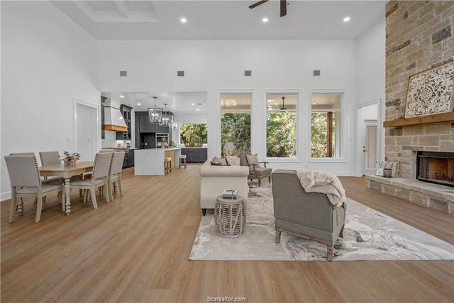 4334 Berkshire, Franklin, TX 77856