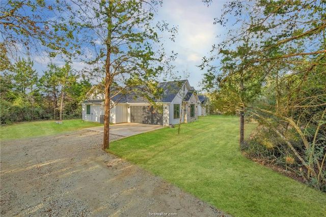 4334 Berkshire, Franklin, TX 77856